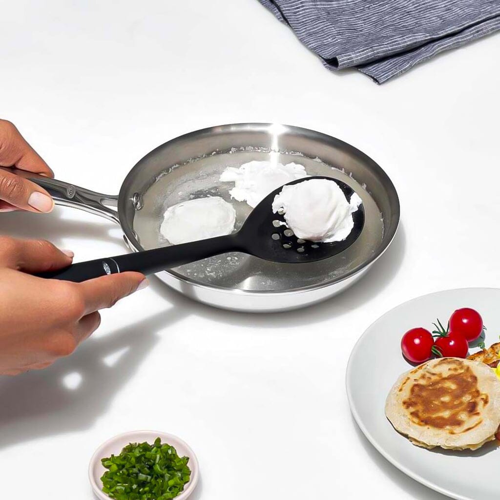 OXO Groentelepel m/gaatjes, nylon OXO