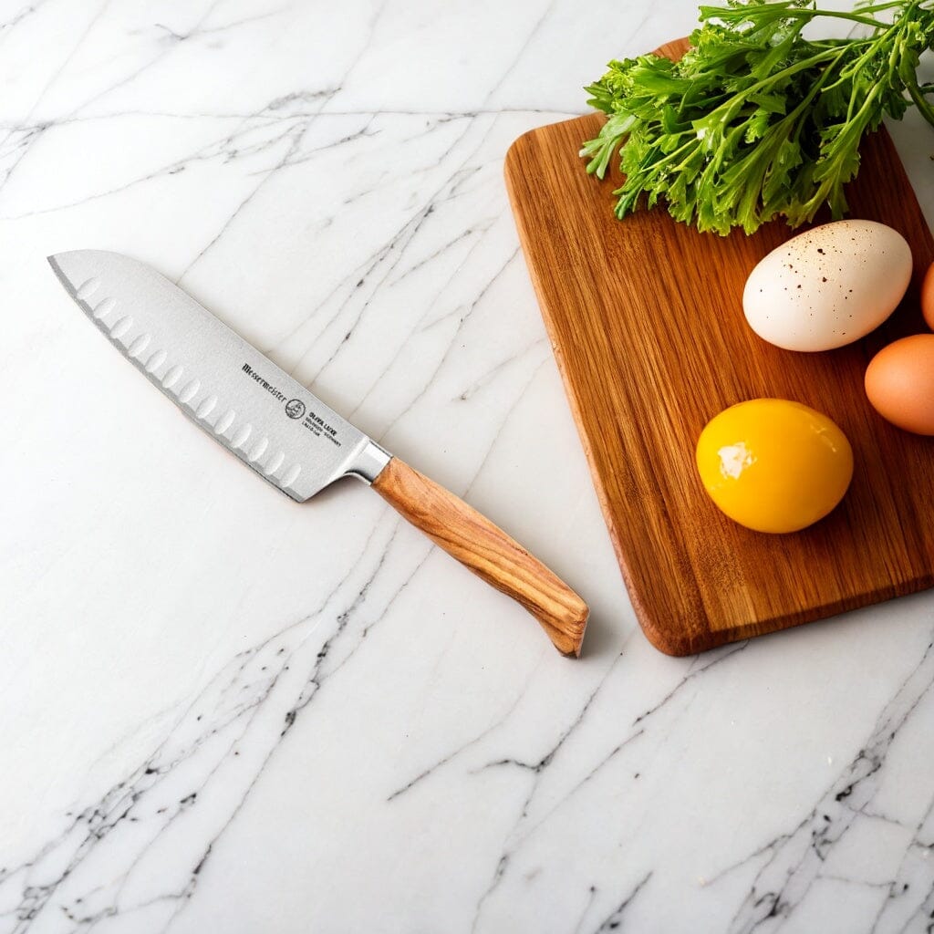Messermeister - 16,5 cm Oliva Luxe santoku met kuiltjes Santokumes Messermeister