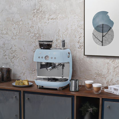 Smeg - Espresso Machine | White | 1950s | Manual espresso machine with integrated bean grinder